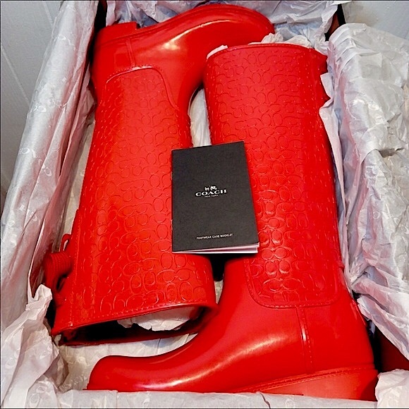 Coach Signature Embossed Rain Boots ☔️ 👢 - Picture 3 of 9